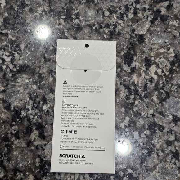 Scratch - Limited Edition - MMK Nail Wrap Kit - 90210 design - Picture 3 of 3